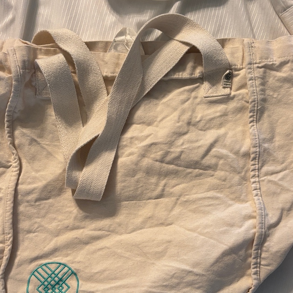 Stitch-Fix Cream Canvas Tote Bag-Excellent